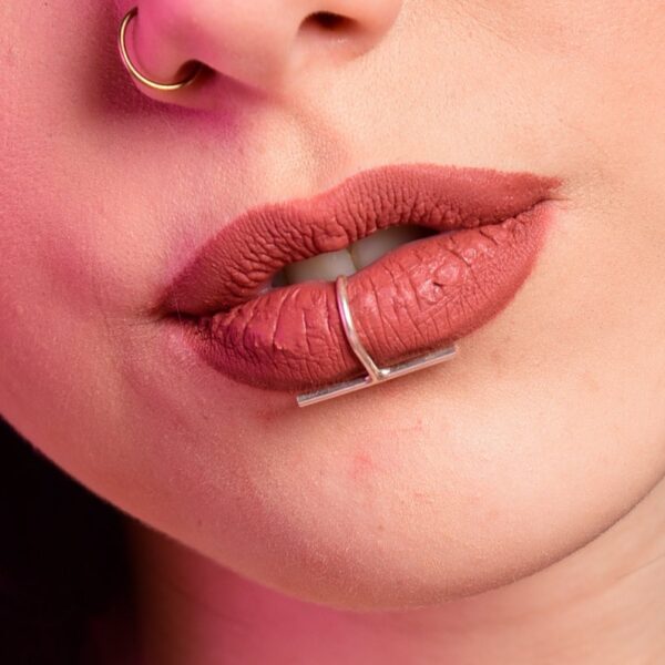 Fake Lip Ring – The Perfect Body Jewelry for a Bold, Non-Committal Statement