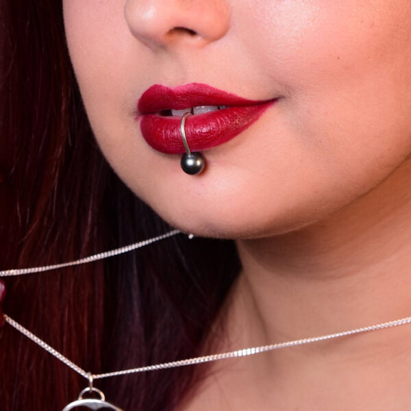 Sterling Silver Fake Lip Ring with Pearl – Non-Piercing, Elegant, and Comfortable Accessory - Image 3