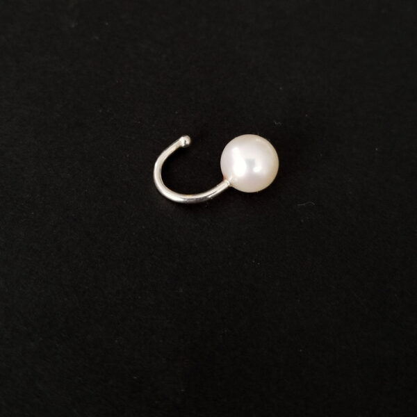 Sterling Silver Fake Lip Ring with Pearl – Non-Piercing, Elegant, and Comfortable Accessory - Image 4